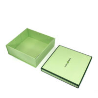 Green rigid foable box with lid off - Image 4