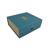 Tea can packaging box with paper insert
